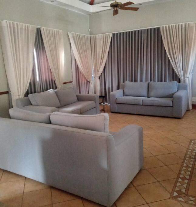 Pecanwood Estate Cosy 3 Bedroom Villa With Pool Hartbeespoort Exterior foto